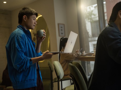 HP OmniBook 7 14-fs0000