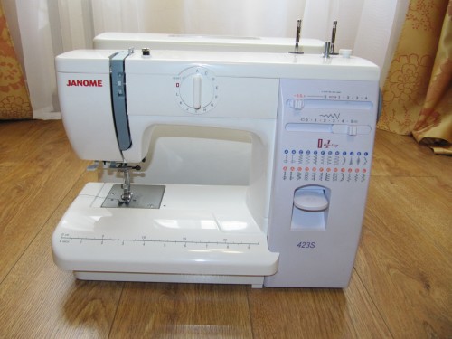 Janome 423S