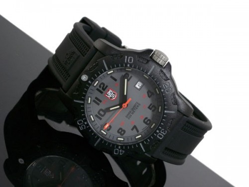 Luminox 8802