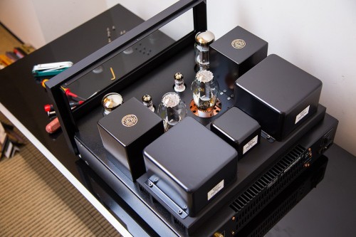 Fostex HP-V8