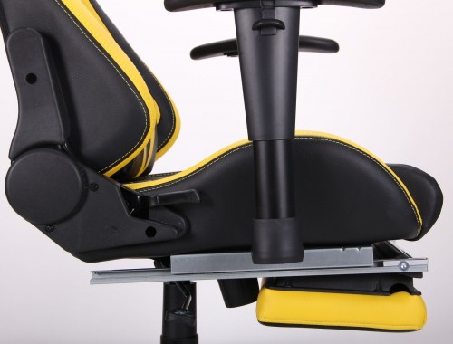 AMF VR Racer with Footrest