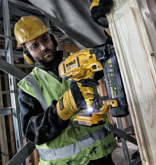 DeWALT DCN680