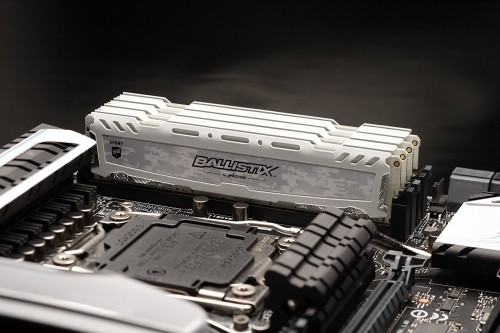 Crucial Ballistix Sport LT DDR4 1x8Gb