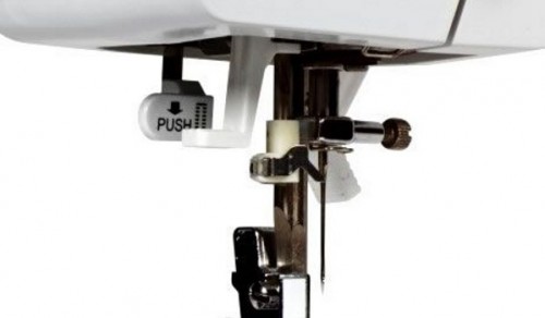 BERNINA Bernette Chicago 7
