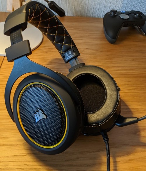 Corsair HS60 Pro Surround