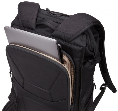 Thule Covert DSLR Backpack 24L