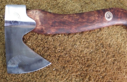 Karesuandokniven Hunters Axe Large dark birch (4014)