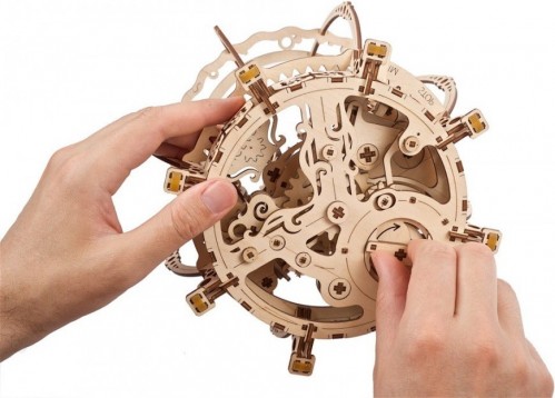 UGears Mechanical Aquarium 70155