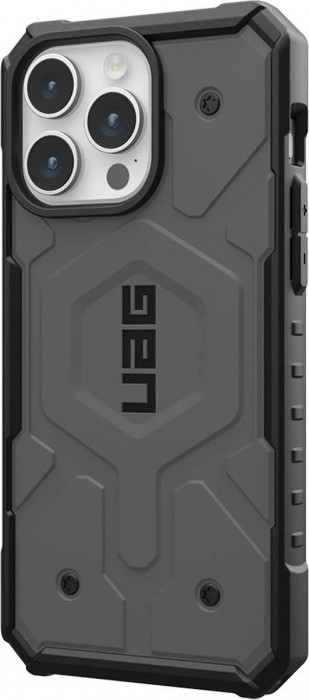 UAG Pathfinder with Magsafe for iPhone 15 Pro