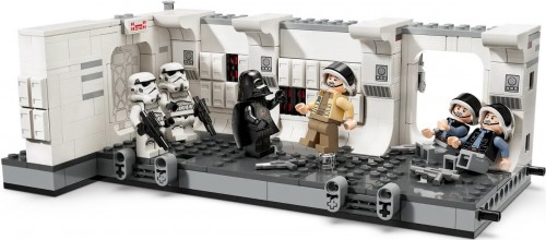 Lego Boarding the Tantive IV 75387