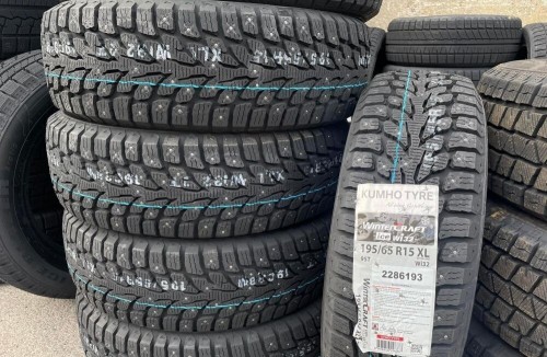 Kumho WinterCraft Ice Wi32