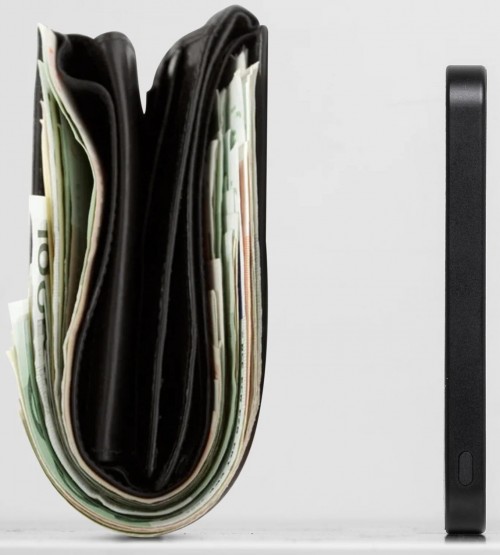 Native Union Classic Magnetic Power Bank 5000