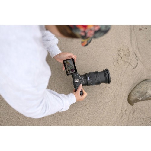 Nikon ZR