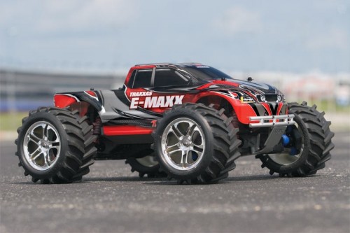 Traxxas E-Maxx