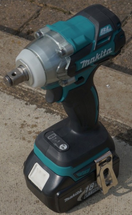 Makita DTW281