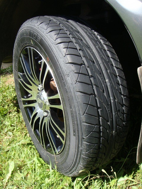 Dunlop SP Sport LM703