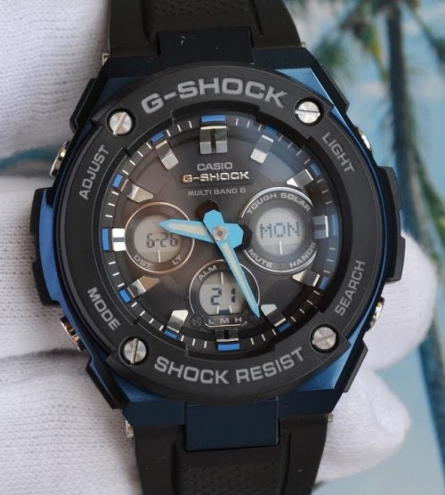 Casio GST-W300G-1A2ER