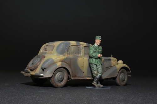 MiniArt Personenwagen Typ 170V Saloon (1:35)