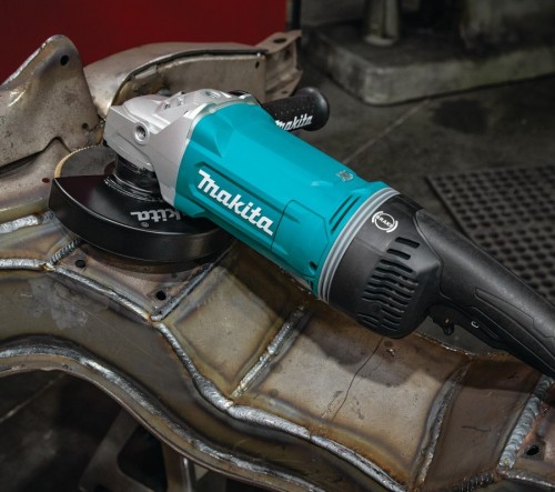 Makita GA7070X1