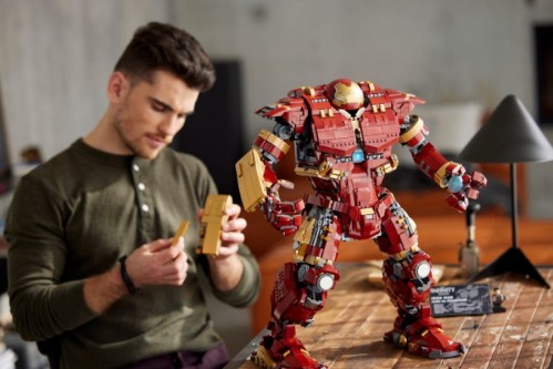 Lego Hulkbuster 76210