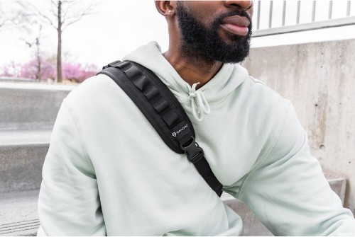 WANDRD Roam Sling 6