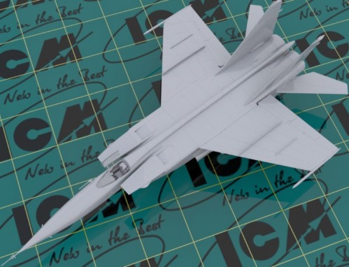 ICM MiG-25 RBT (1:72)