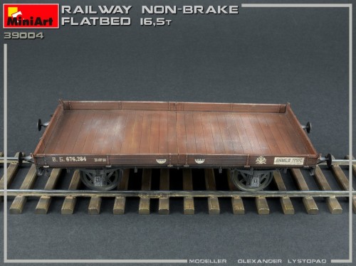 MiniArt Railway Non-Brake Flatbed 16.5 T (1:35)