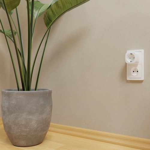 Tesla Smart Plug