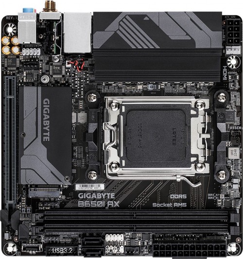 Gigabyte B650I AX