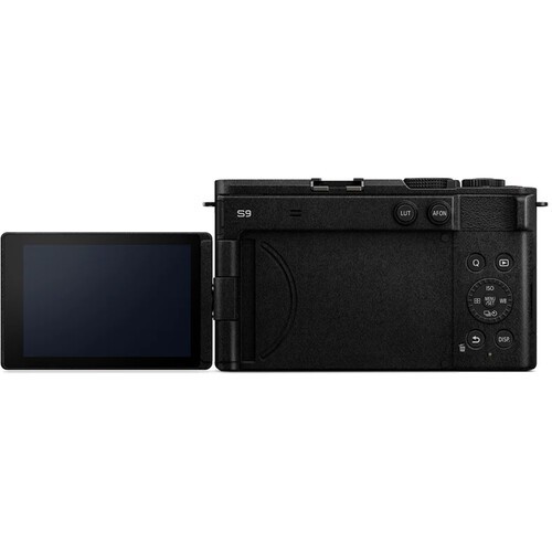 Panasonic Lumix DC-S9