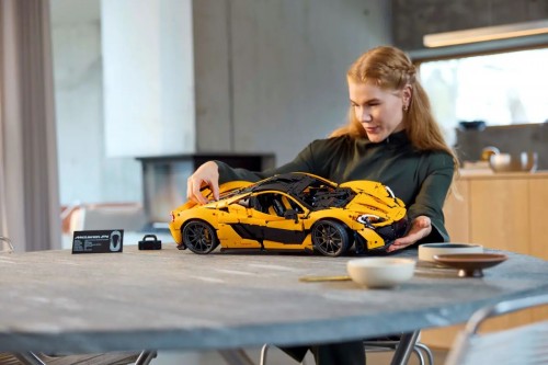 Lego McLaren P1 42172