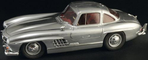 ITALERI Mercedes-Benz 300 Sl Gullwing (1:16)