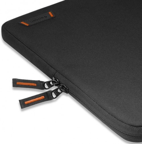 Spigen Basic Case 13-14