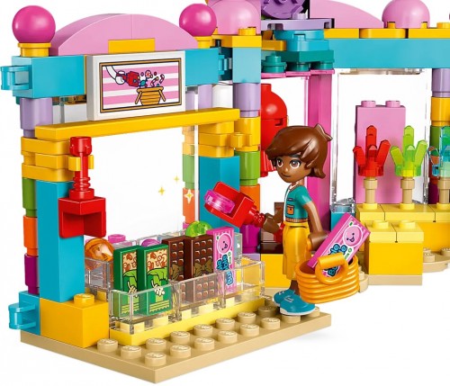 Lego Heartlake City Candy Store 42649