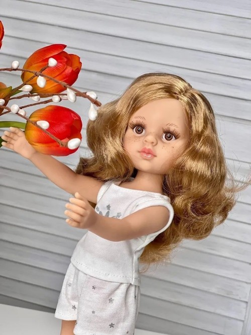 Paola Reina Noemi 13224