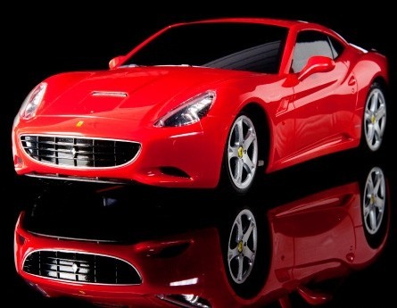 Rastar Ferrari California 1:24