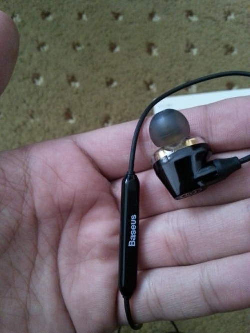 BASEUS H10 Encok
