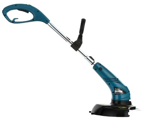 Makita UR 3000