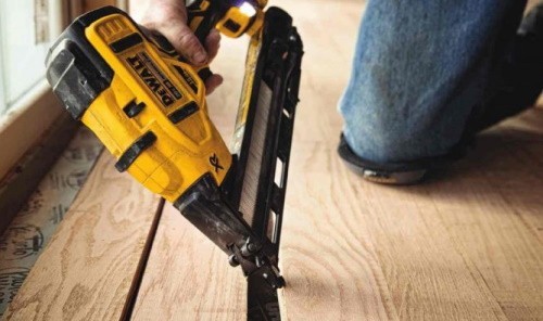 DeWALT DCN650P2