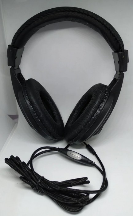 REAL-EL GD-750V