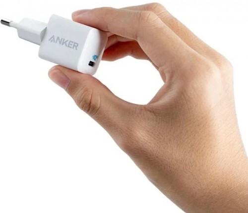 ANKER PowerPort 3 Nano