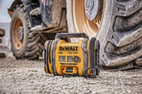 DeWALT DCC018N