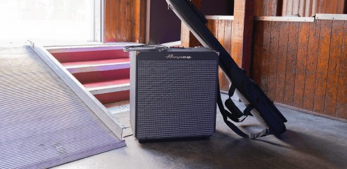 Ampeg Rocket Bass 115