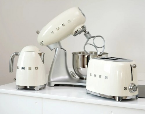 Smeg TSF01CRUK