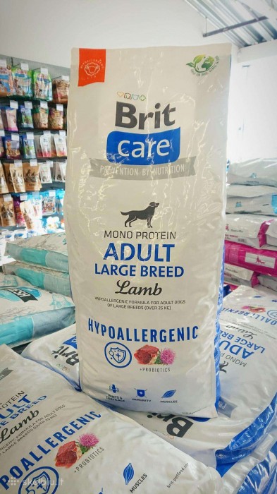 Brit Care Hypoallergenic Adult Large Breed Lamb 12 kg