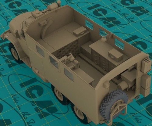 ICM ZiL-131 Emergency Truck (1:35)