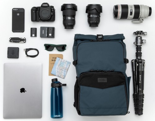 TENBA DNA 16 DSLR Backpack