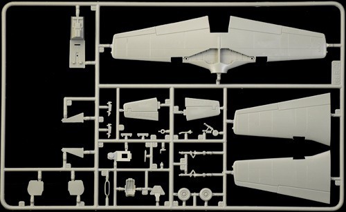 ITALERI North American F-51D Mustang Korean War (1:72)