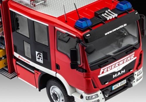 Revell MAN TGM Schlingmann HLF 20 Varus 4x4 (1:24)