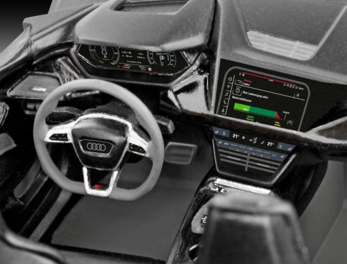Revell Audi RS E-tron GT (1:24)